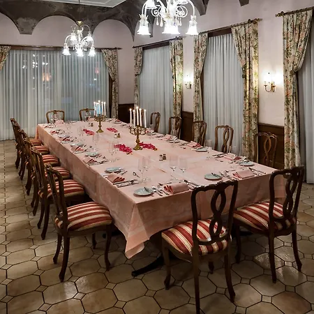 Dell'angelo Szálloda 3*